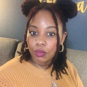 Meet your Posher, Hermandra